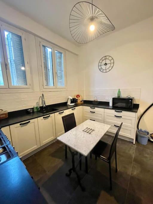 La Belle Epoque, Climatisation, Emplacement Ideal Apartment Carcassonne Exterior photo